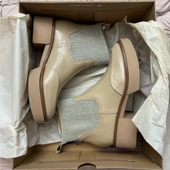 Dolce Vita Saline H2O Women's Tan Waterproof Ankle Boots - Picture 6 of 8